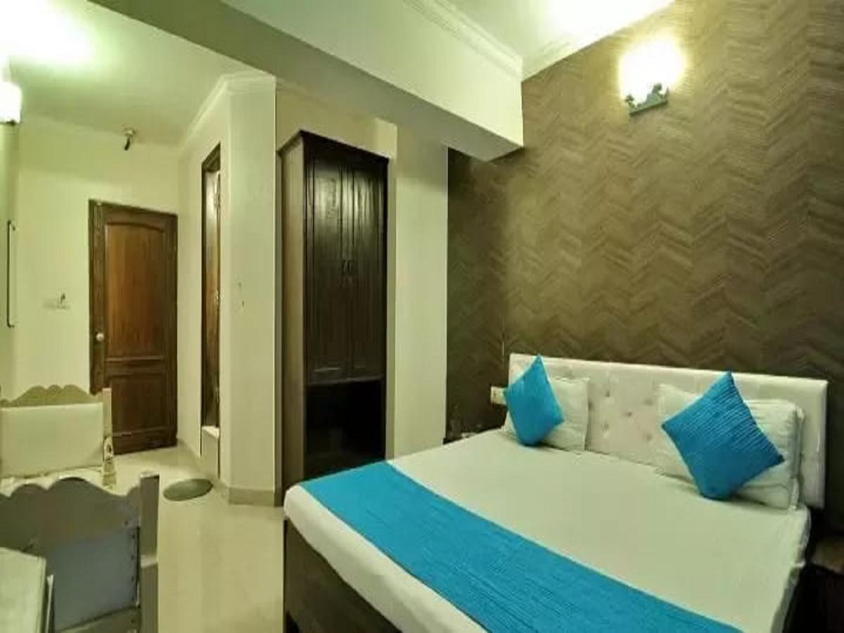 Hotel Haryana Chandigarh Bagian luar foto